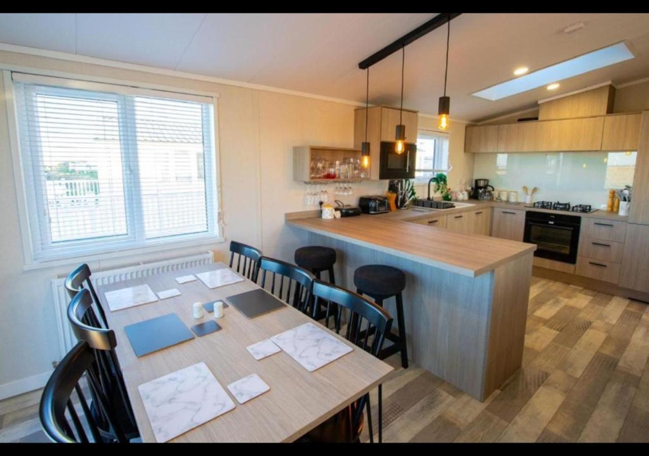 Mp515 - Luxury Lodge Camber Sands Holiday Park Bagian luar foto